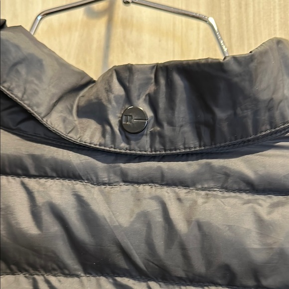 Armada Men's Black Puffer button up Jacket large - Picture 3 of 4